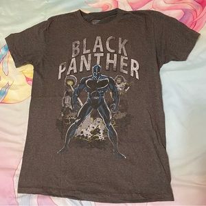 MARVEL Black Panther graphic tee dark grey t-shirt EUC